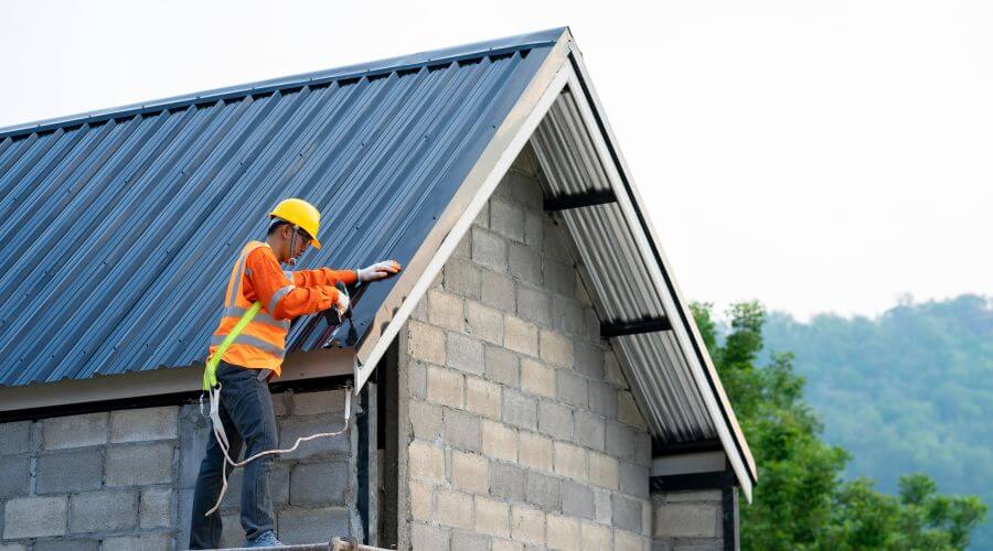 Professional New roof installation in Carson, ND